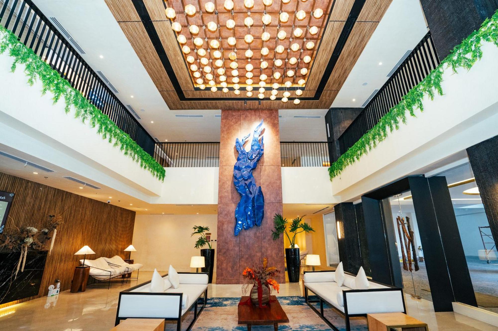 Elijah Hotel Dasmarinas Ngoại thất bức ảnh