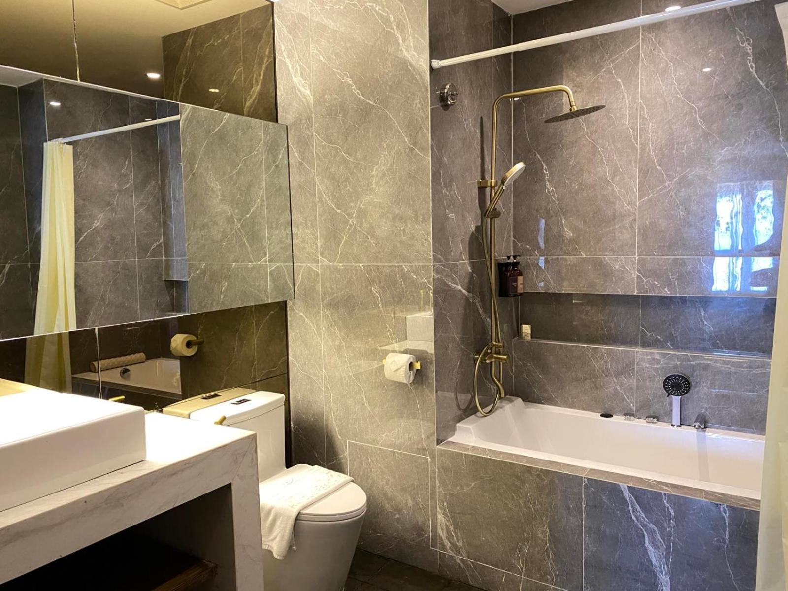 Elijah Hotel Dasmarinas Ngoại thất bức ảnh